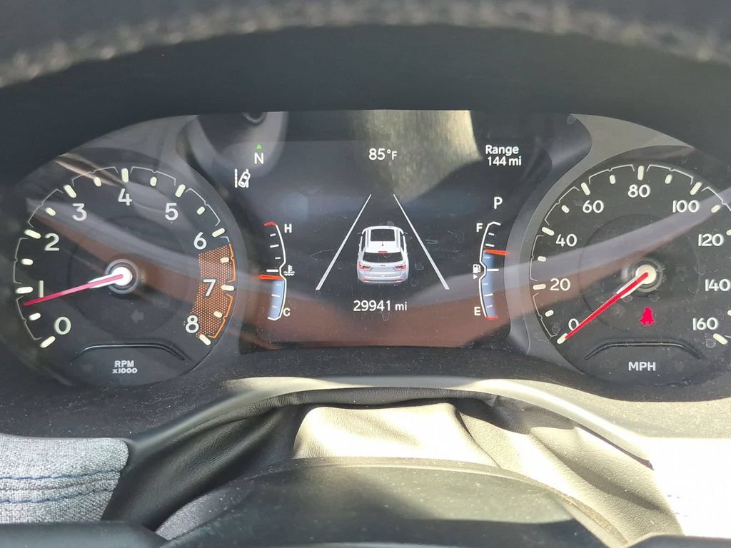 Used 2025 Jeep Compass Latitude w/ Sun & Sound Group AWD/4WD image 16