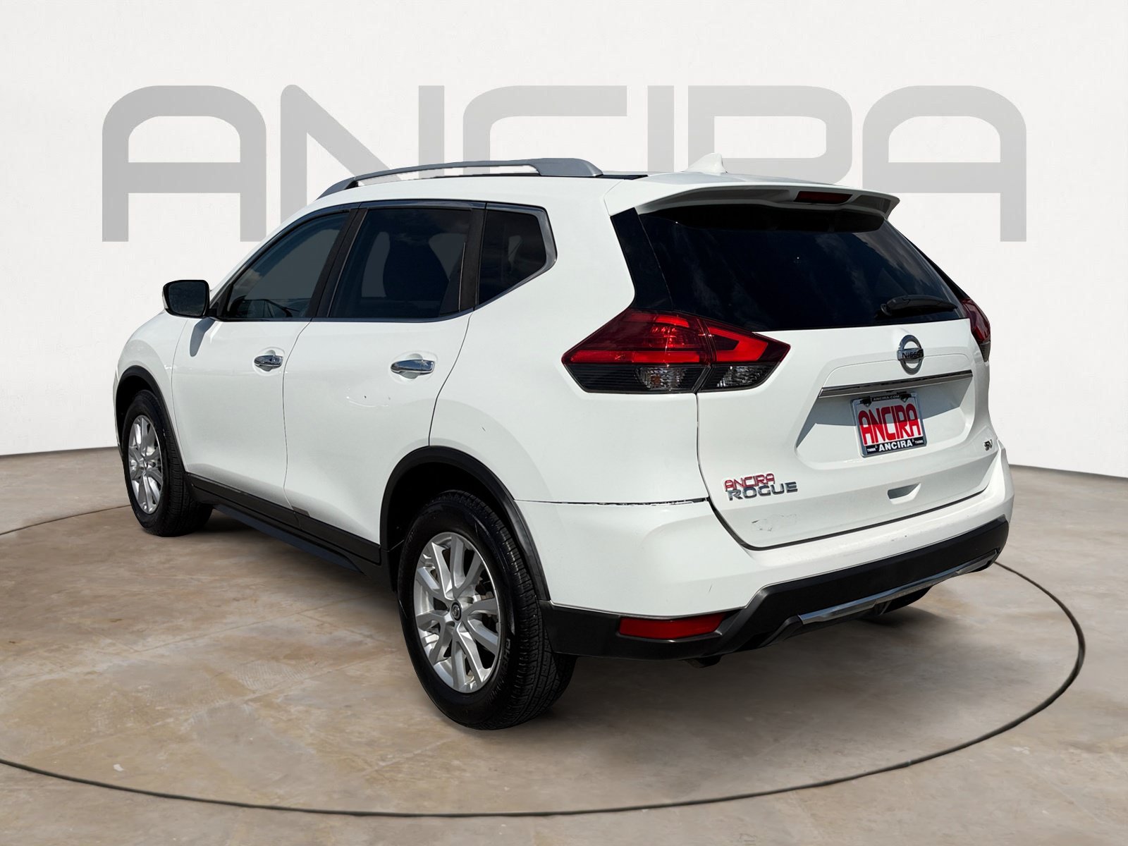 Used 2017 Nissan Rogue SV FWD image 9