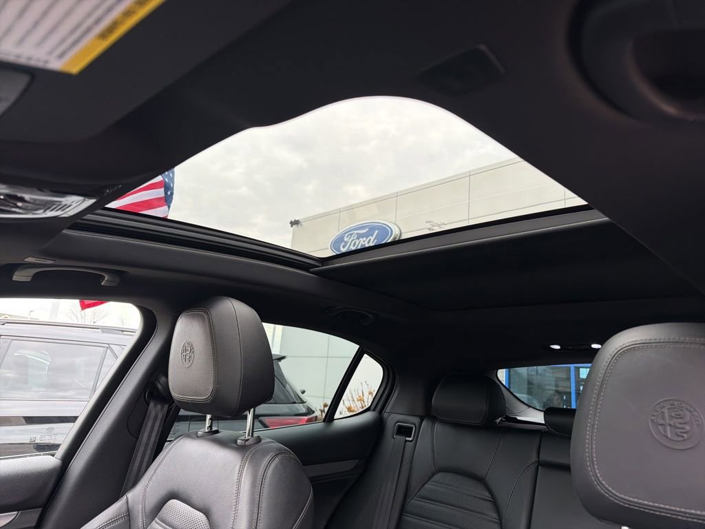 Used 2020 Alfa Romeo Stelvio Ti Sport w/ Quick Order Package 22S Sport image 26