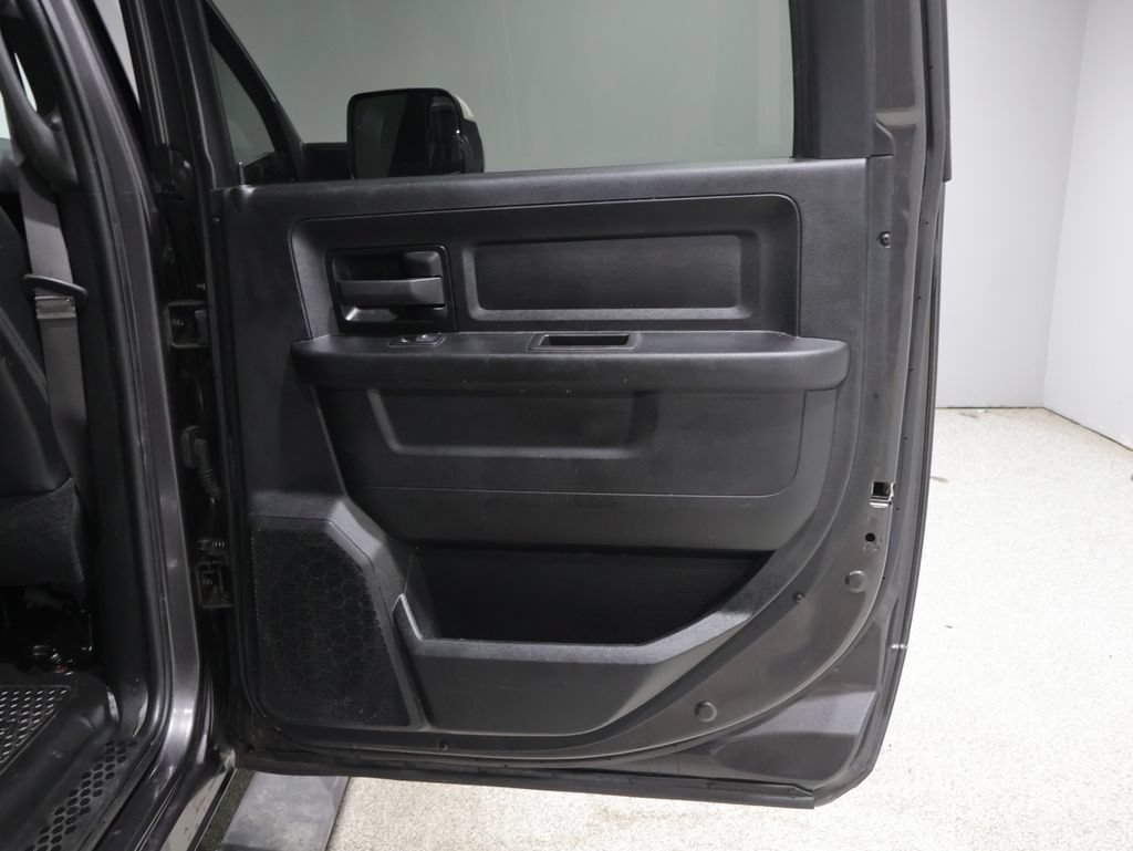 Used 2022 RAM 3500 Tradesman AWD/4WD image 21