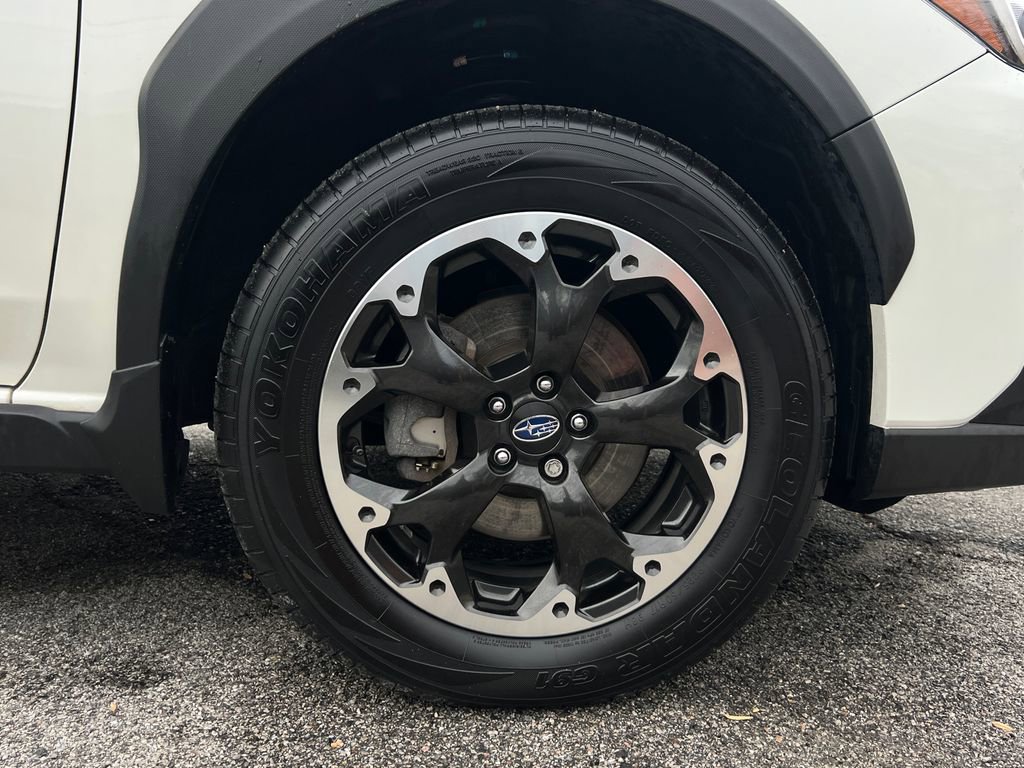 Certified 2023 Subaru Crosstrek 2.0i Premium image 9