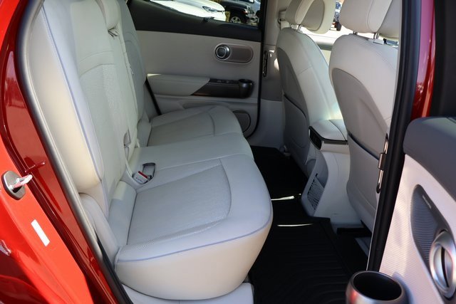 Used 2023 Genesis GV60 Advanced image 18