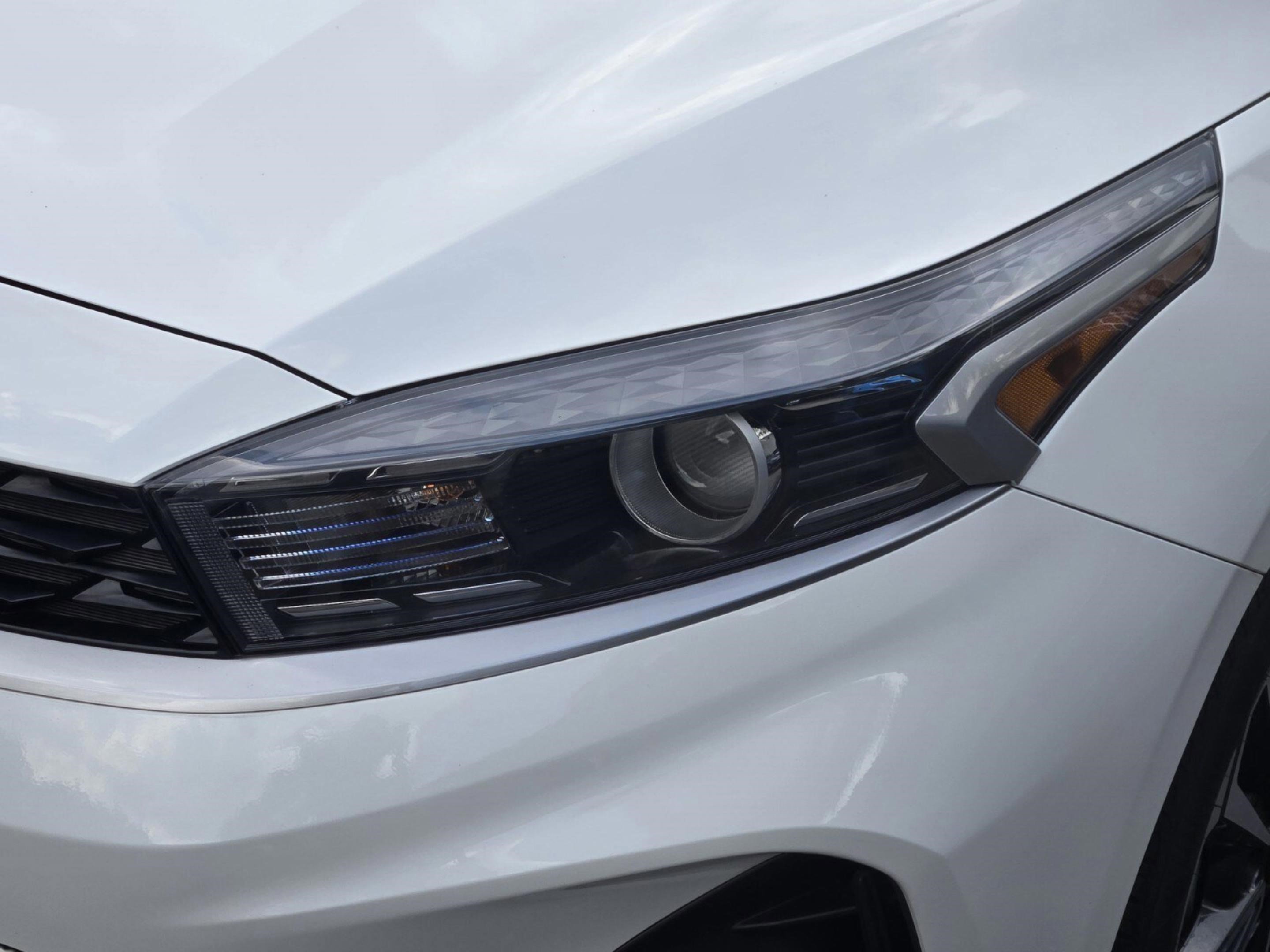 Used 2023 Kia Forte LXS w/ LXS Technology Package image 29