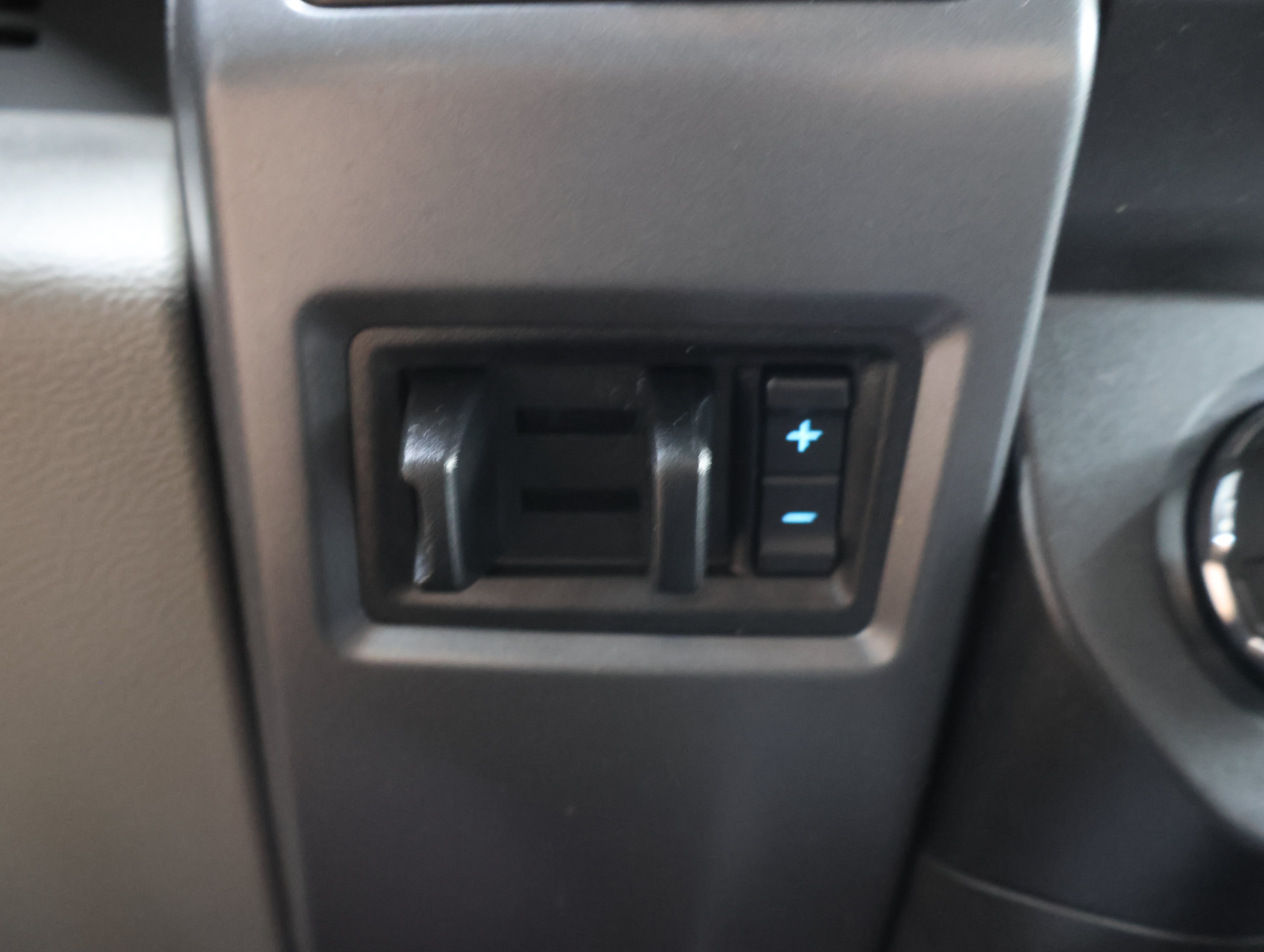 Used 2022 Ford F250 XLT w/ Black Appearance Package AWD/4WD image 45