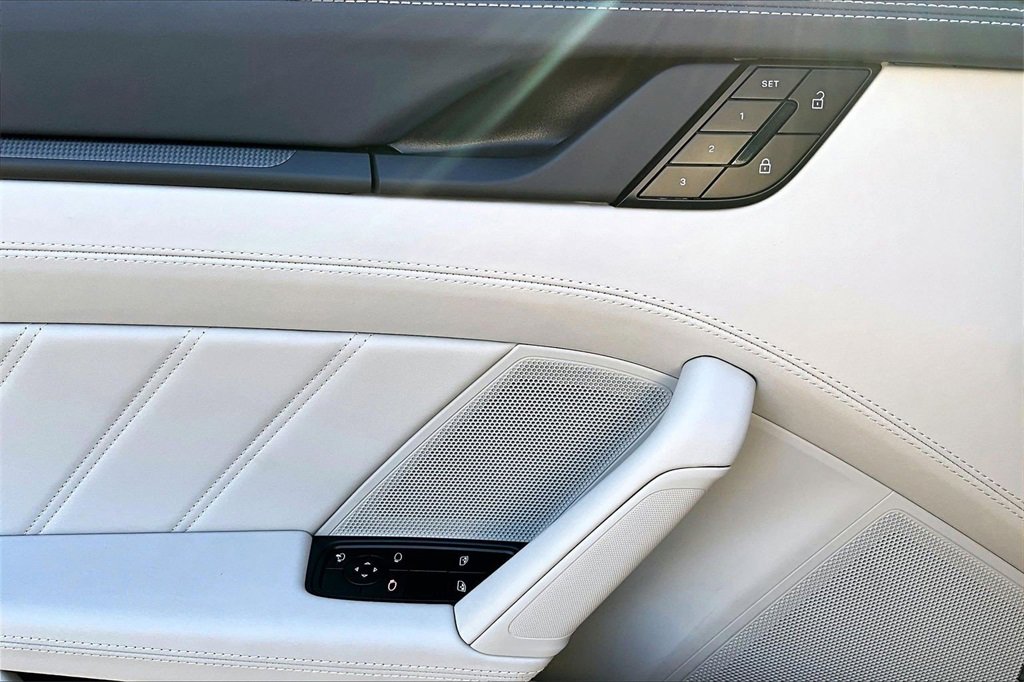 Used 2025 Porsche 911 Carrera 4 GTS image 29