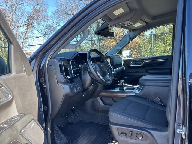 Used 2024 Chevrolet Silverado 1500 RST w/ Convenience Package II AWD/4WD image 15