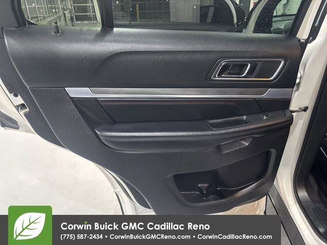 Used 2017 Ford Explorer Sport image 32