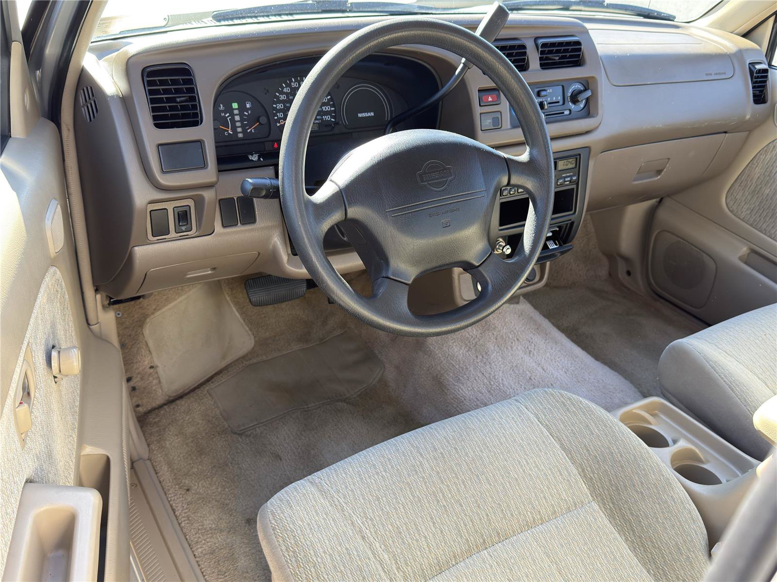 Used 1998 Nissan Frontier XE RWD image 13