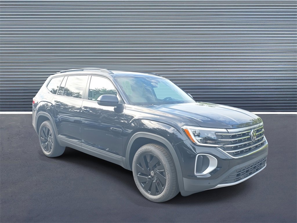 New 2026 Volkswagen Atlas SE image 2