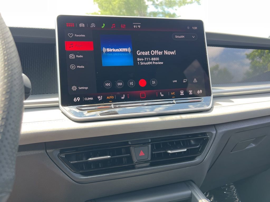 New 2026 Volkswagen Tiguan SE R-Line FWD image 18
