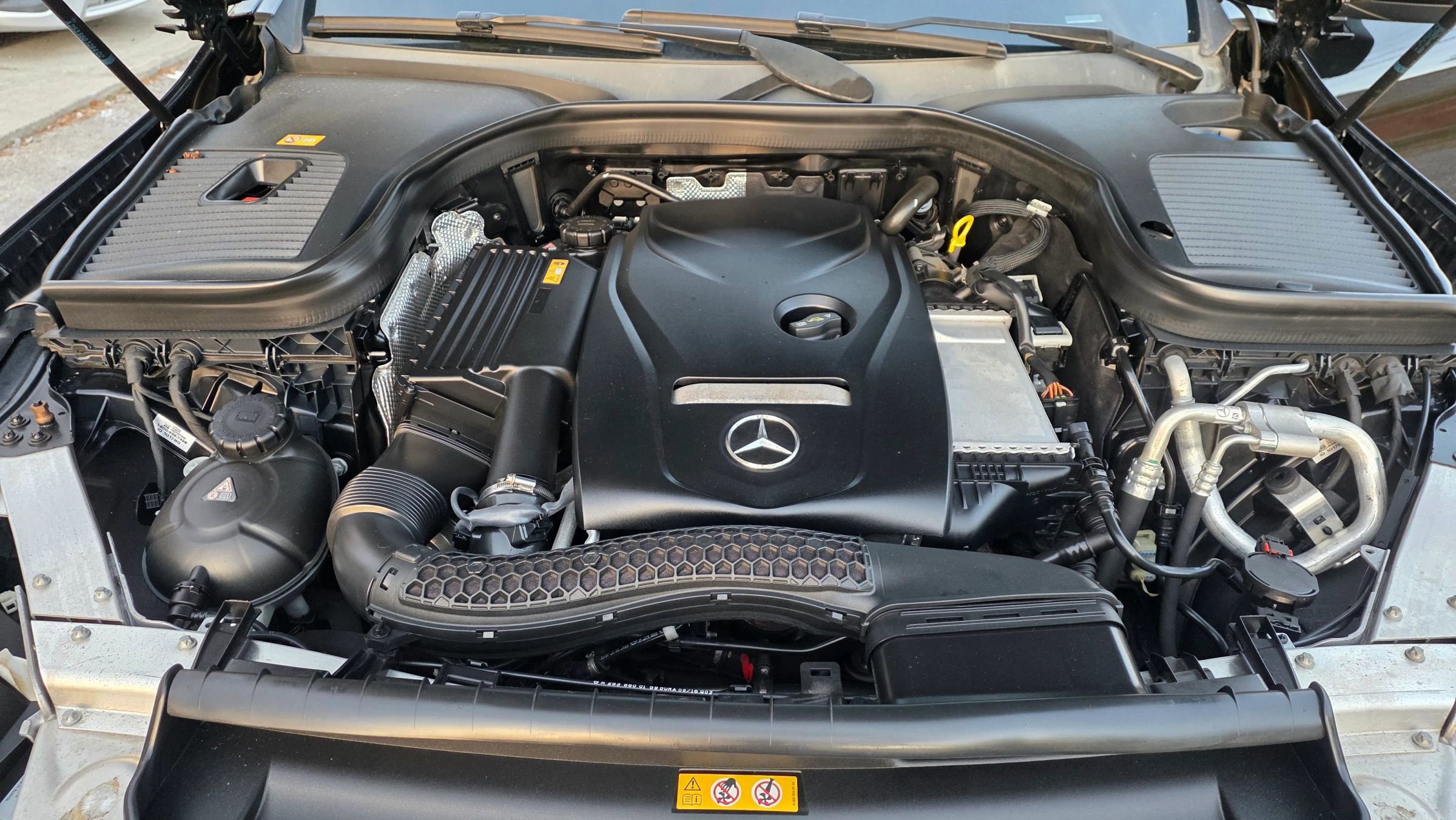 Used 2016 Mercedes-Benz GLC 300 image 17