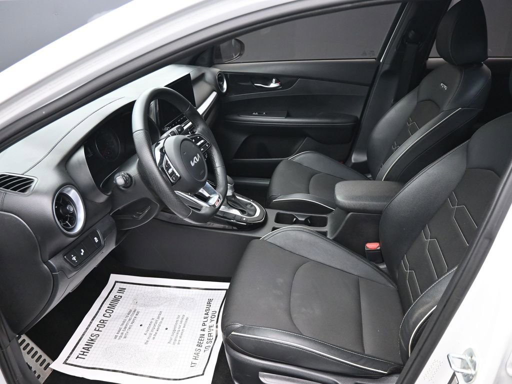 Used 2022 Kia Forte GT-Line w/ GT-Line Premium Package FWD image 11