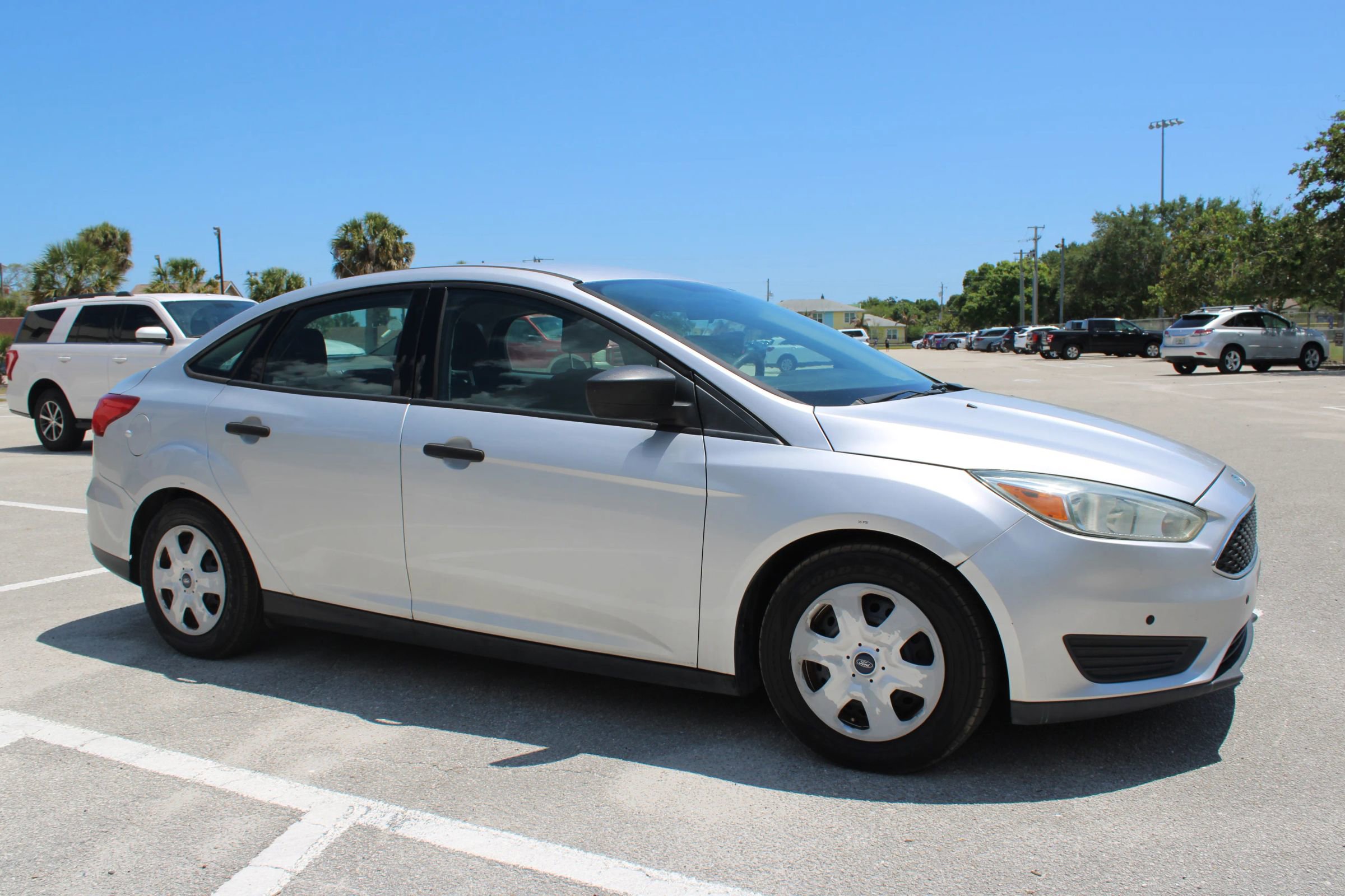 Used 2016 Ford Focus S FWD image 16