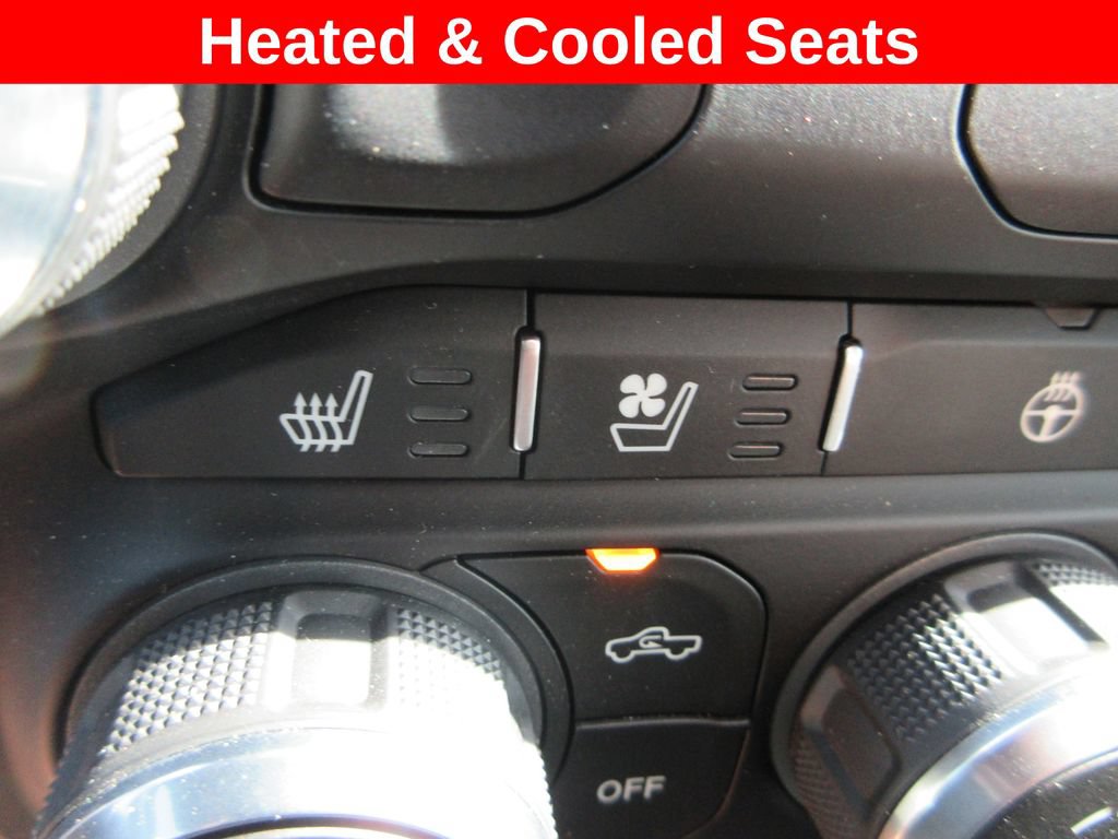 Used 2022 RAM 2500 Laramie w/ Night Edition AWD/4WD image 19