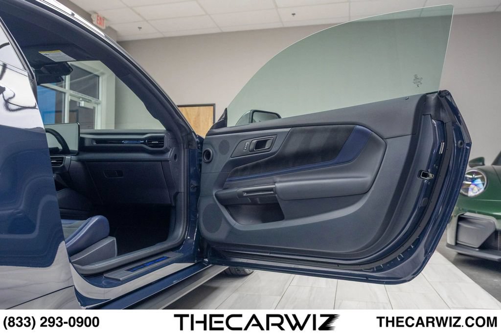Used 2024 Ford Mustang Dark Horse RWD image 82