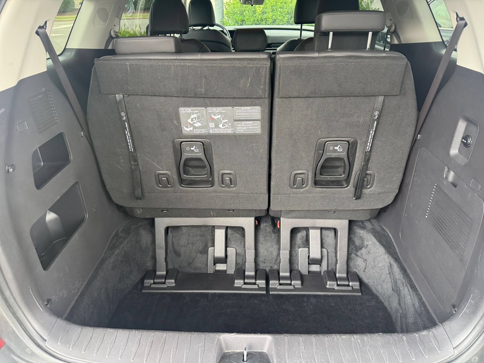 Used 2026 Kia Carnival FWD image 33