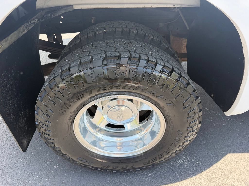 Used 1999 Ford F350 4x4 SuperCab DRW Super Duty image 29