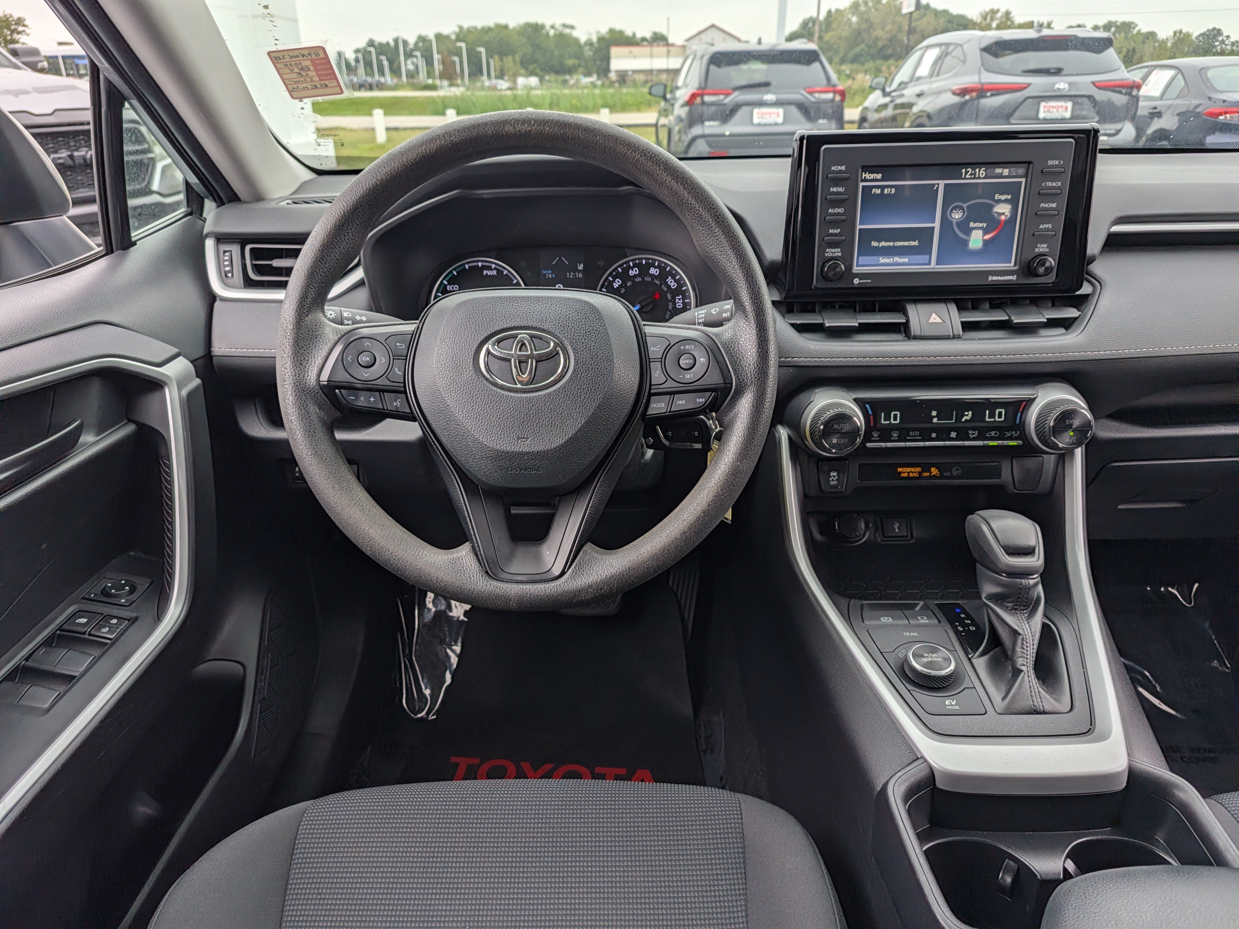 Used 2020 Toyota RAV4 LE w/ All Weather Liner Package AWD/4WD image 24