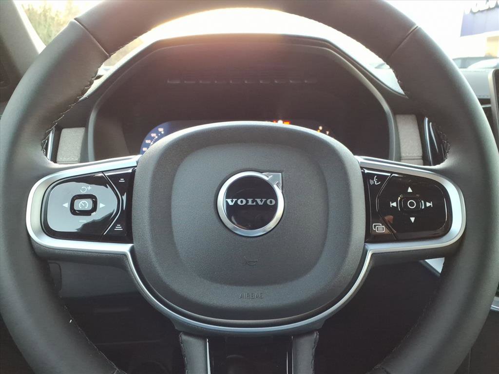 New 2026 Volvo XC90 B6 Ultra w/ Protection Package image 23