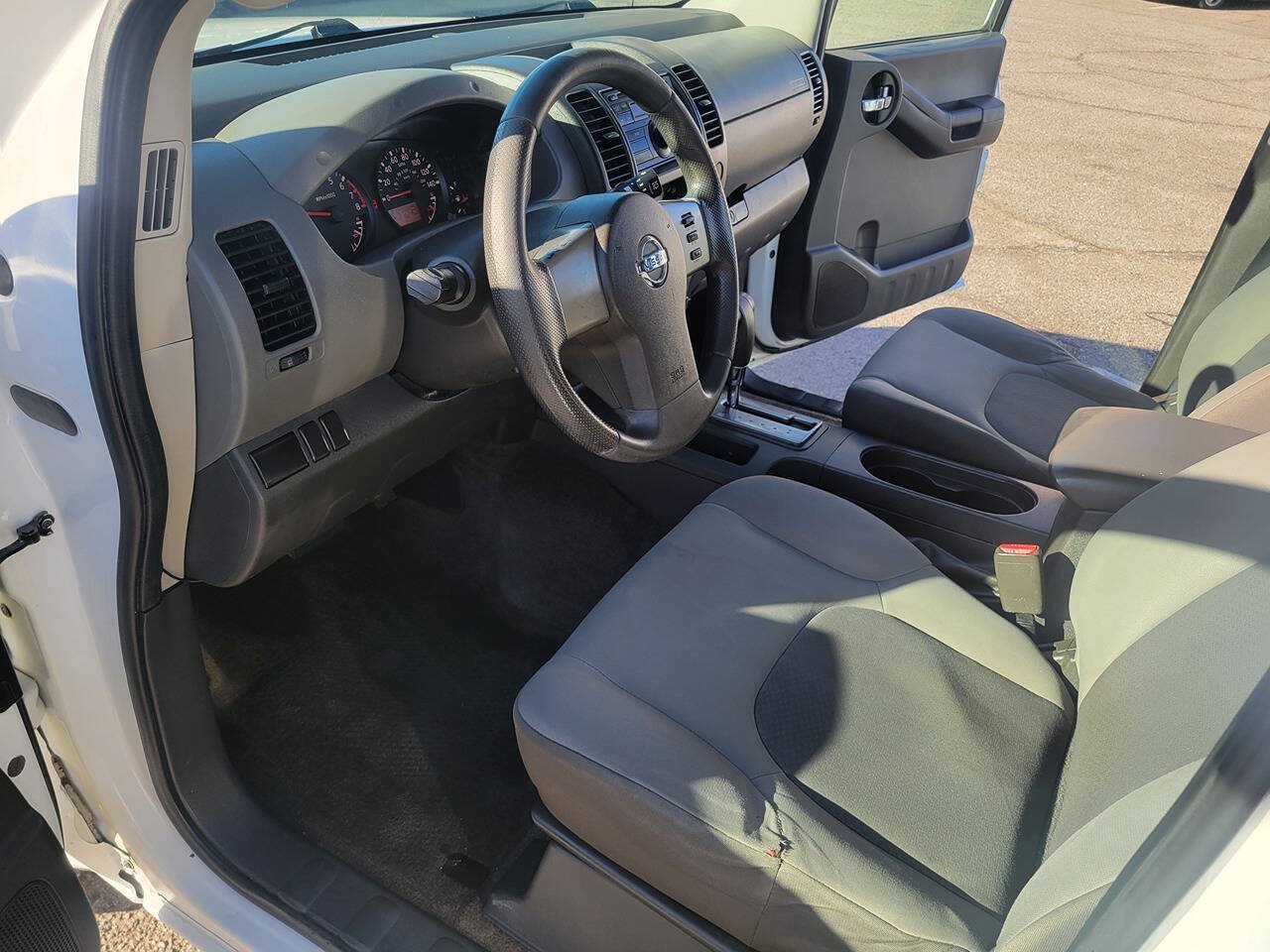 Used 2012 Nissan Xterra X RWD image 8
