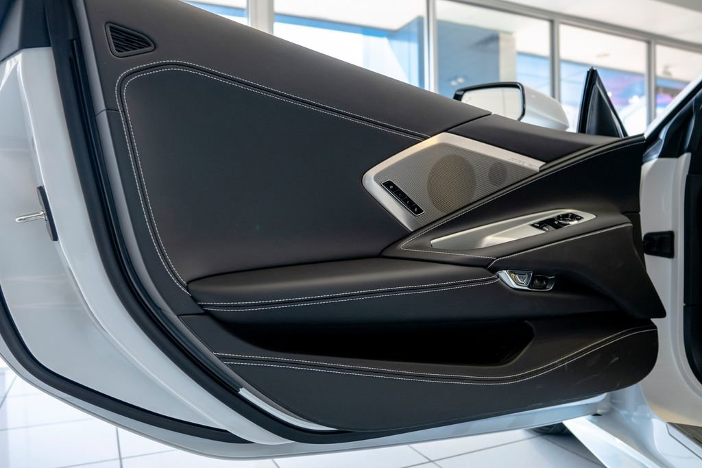 New 2026 Chevrolet Corvette Stingray Premium Cpe w/ Z51 Performance Package RWD image 29