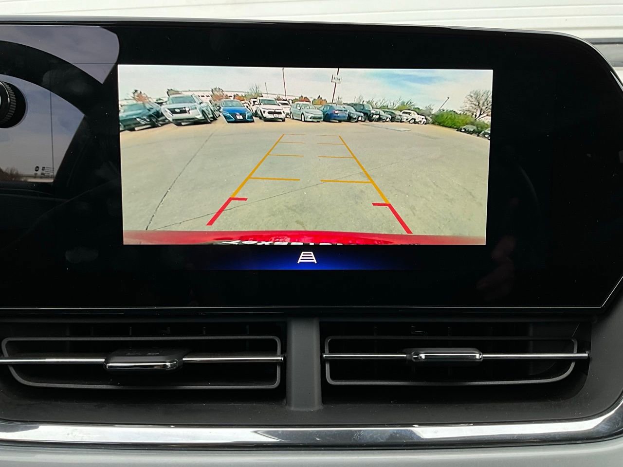 Used 2025 Chevrolet Trax LT image 30