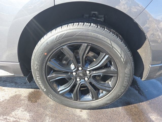 Used 2022 Ford Edge SE w/ Black Appearance Package image 15