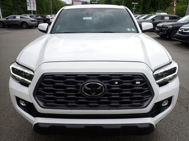 Certified 2023 Toyota Tacoma TRD Off-Road AWD/4WD image 8
