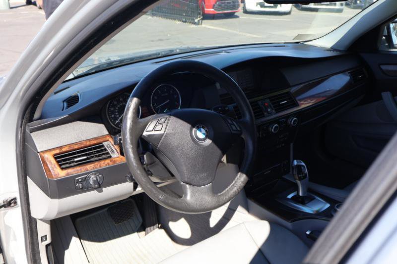 Used 2008 BMW 535xi Wagon w/ Premium Pkg image 13