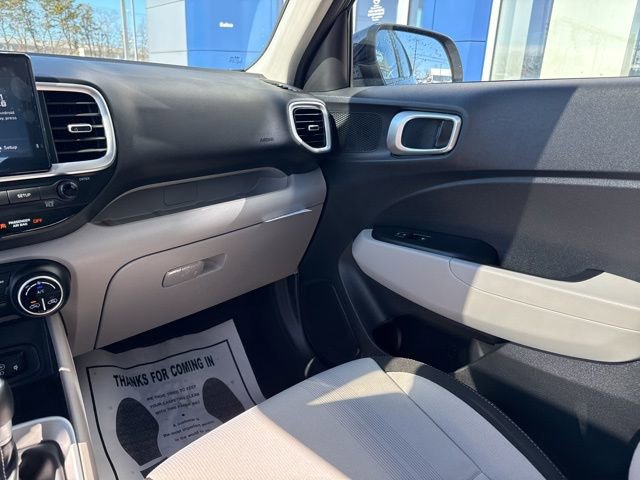 Certified 2026 Hyundai Venue SEL image 38