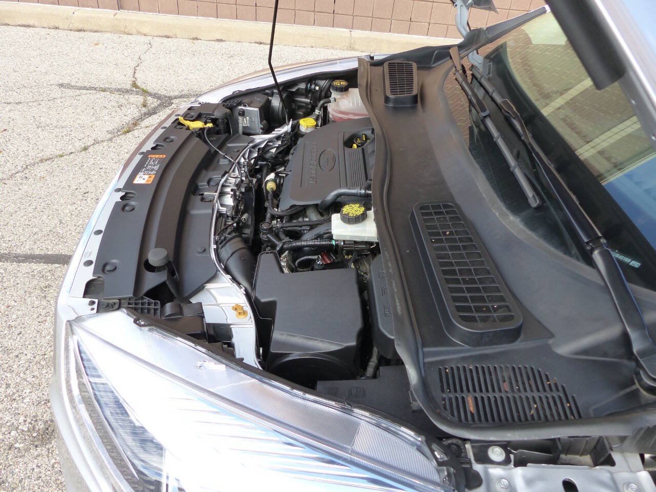 Used 2019 Ford Escape SEL FWD image 18