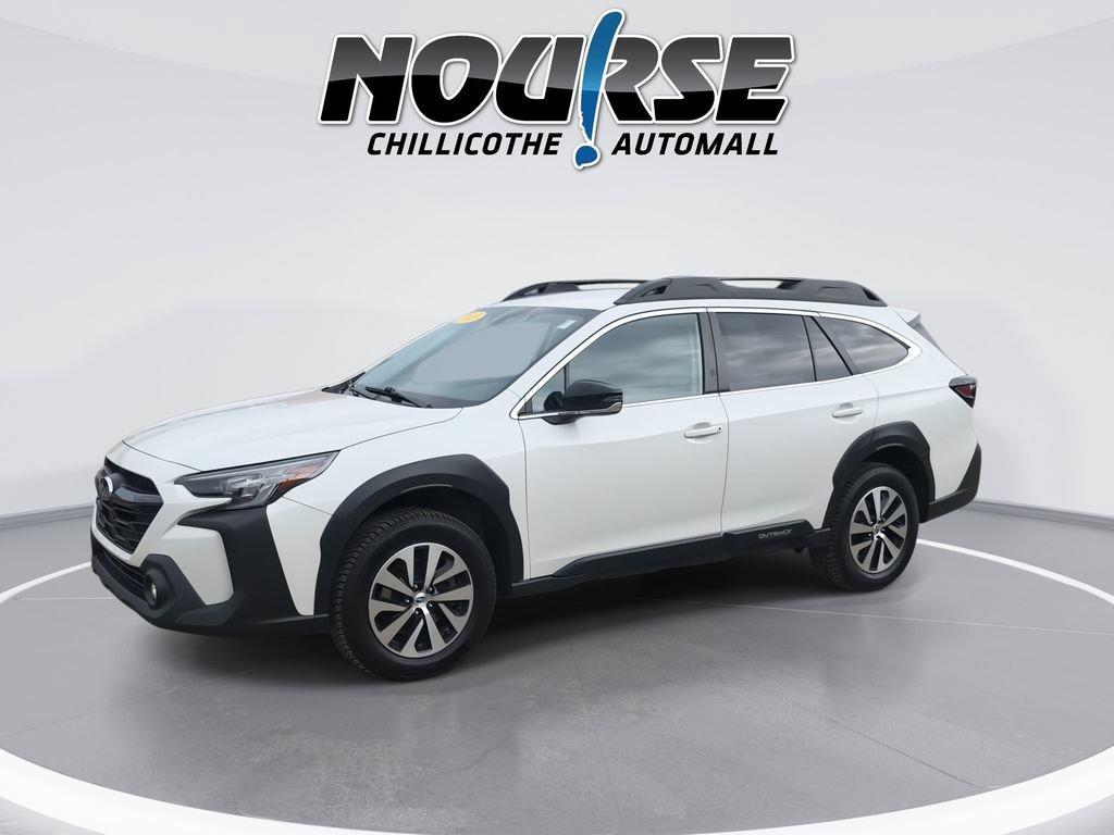 Used 2023 Subaru Outback Premium AWD/4WD image 4