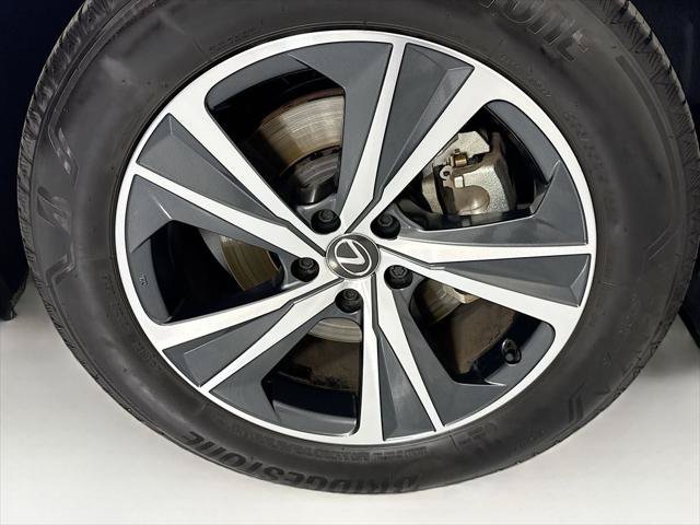 Certified 2025 Lexus RX 350 Premium w/ Accessory Package FWD image 32
