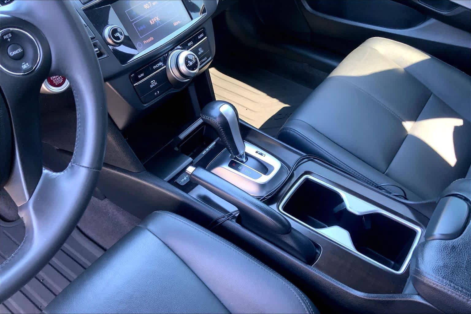 Used 2015 Honda Crosstour EX-L image 16