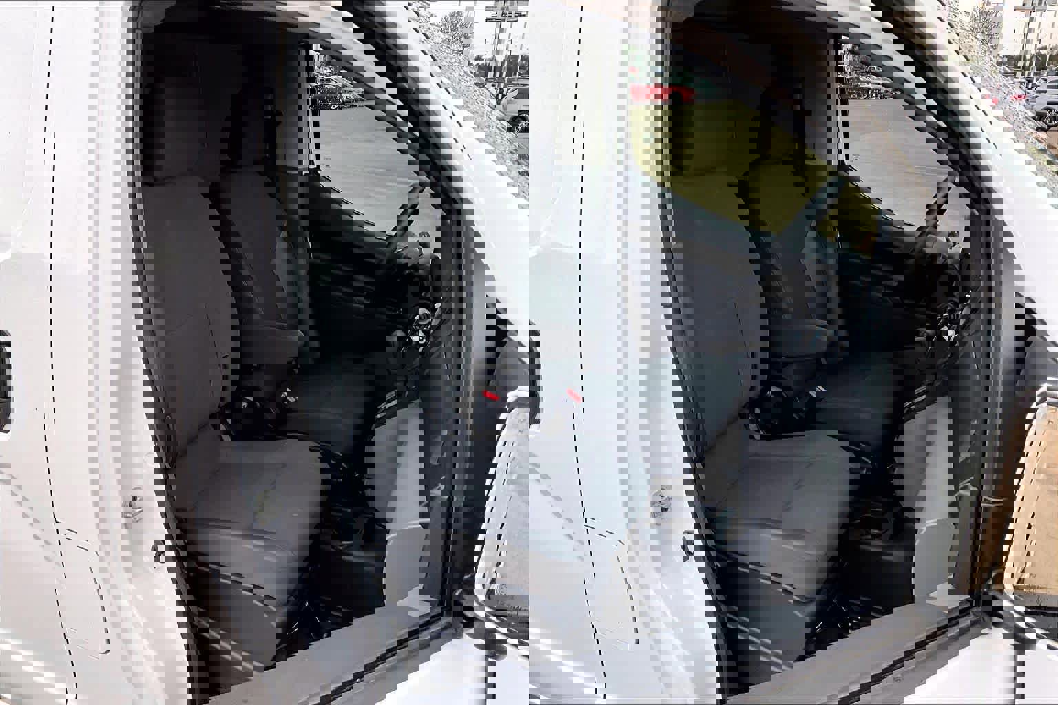 Used 2021 Nissan NV200 SV image 9