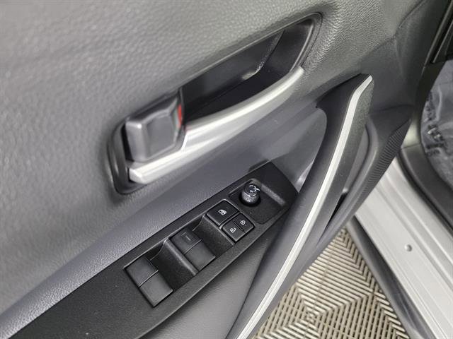 Used 2024 Toyota Corolla SE image 39