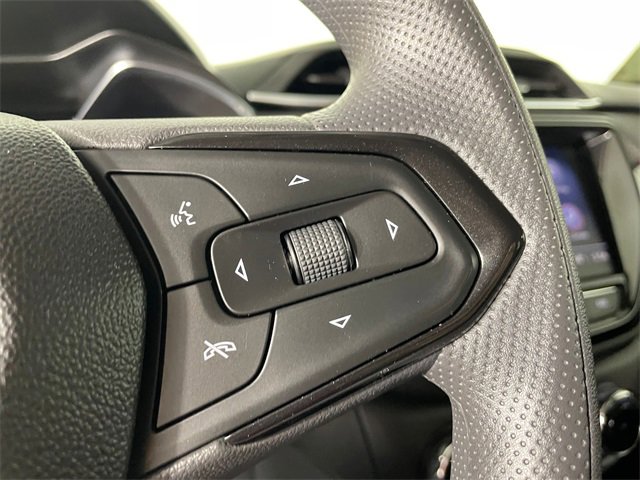 Used 2021 Chevrolet TrailBlazer LT w/ Convenience Package image 11