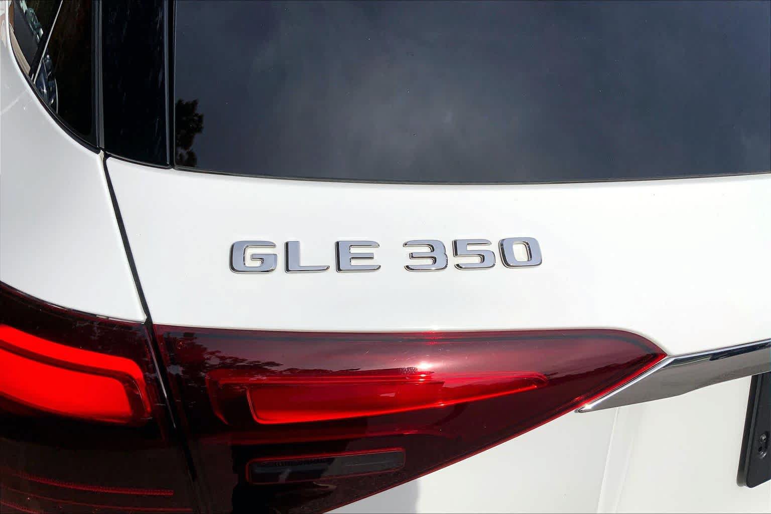 Used 2024 Mercedes-Benz GLE 350 4MATIC image 29