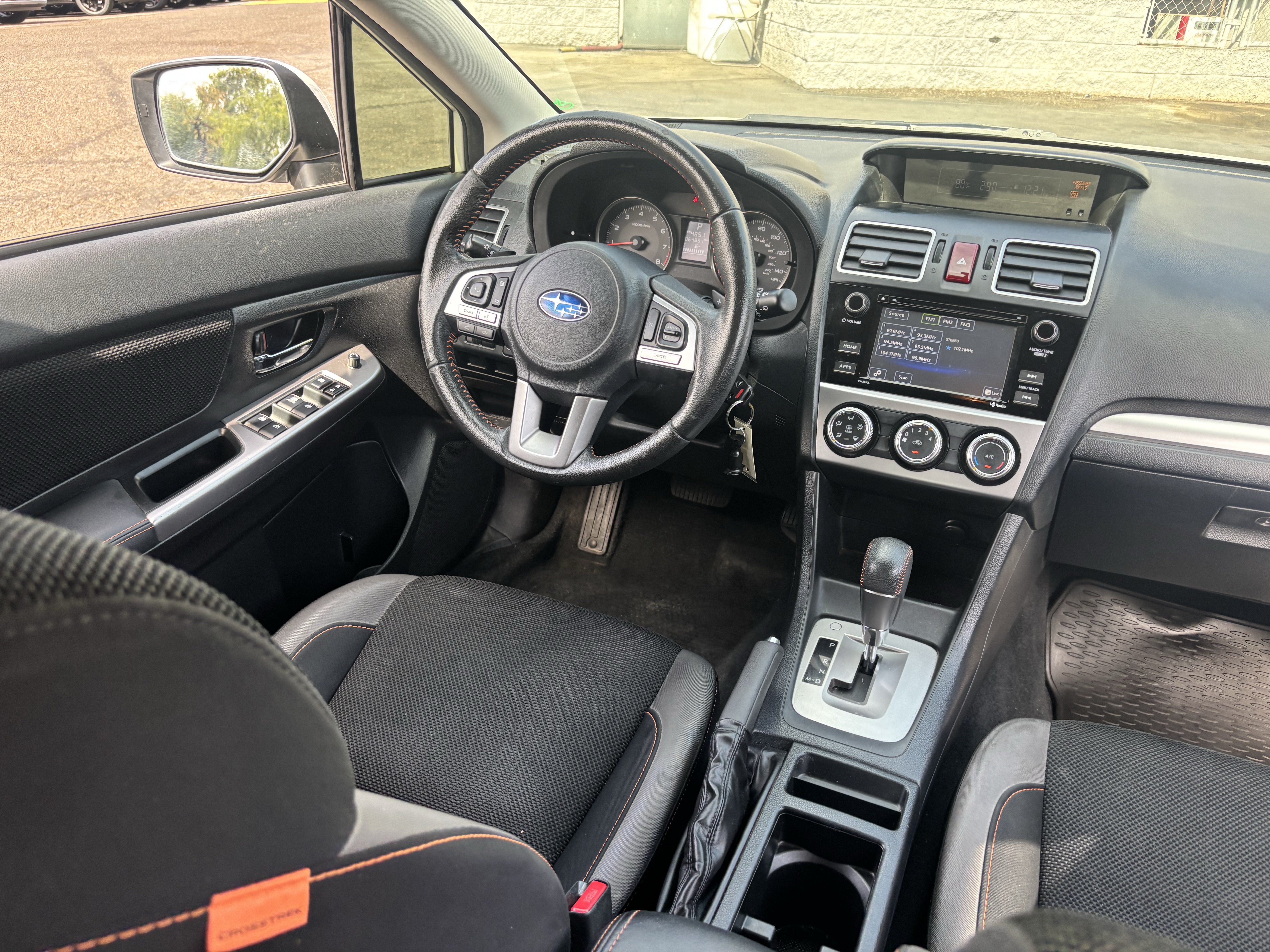 Used 2016 Subaru Crosstrek 2.0i Premium AWD/4WD image 12
