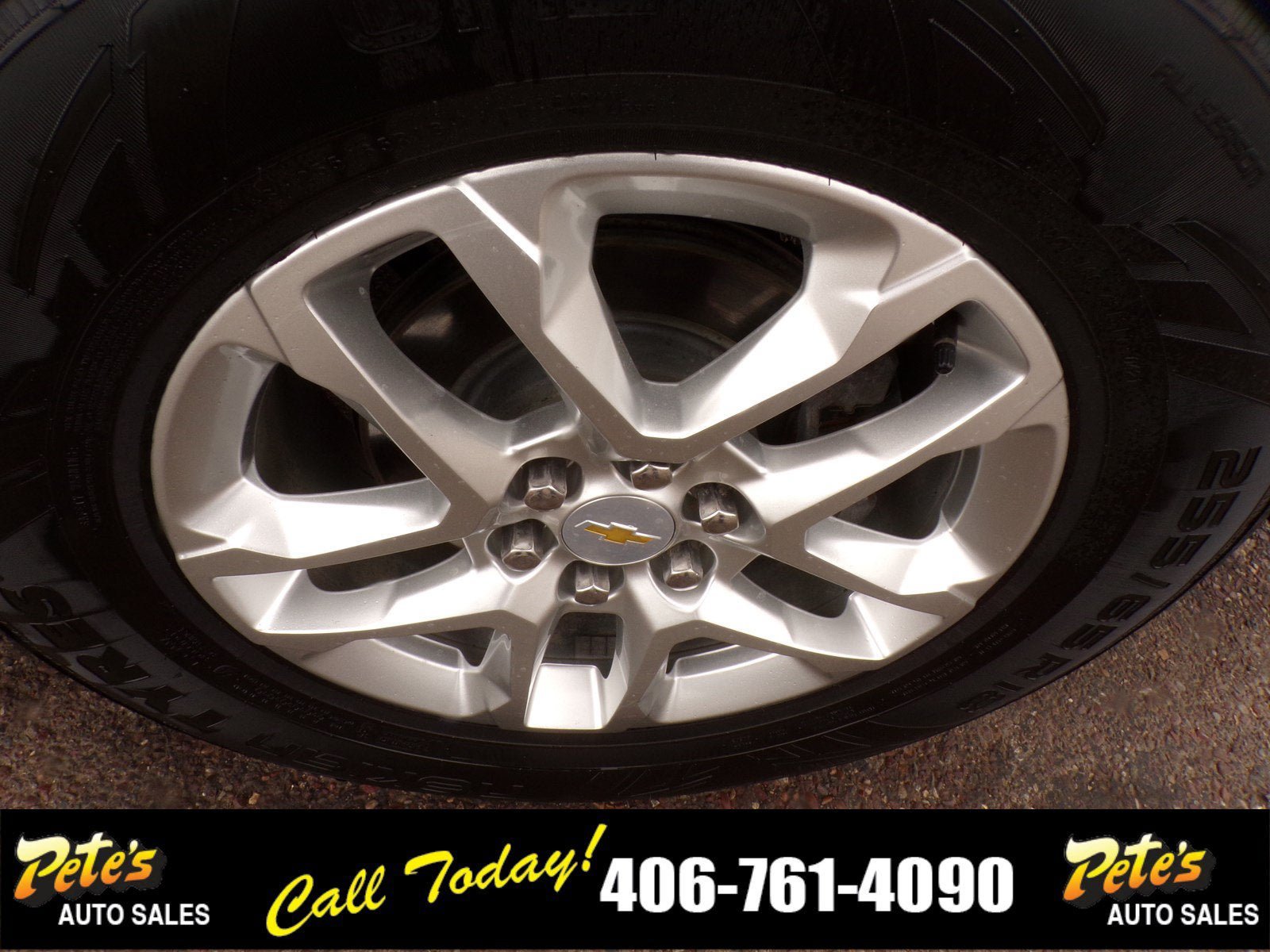 Used 2019 Chevrolet Traverse LS AWD/4WD image 13