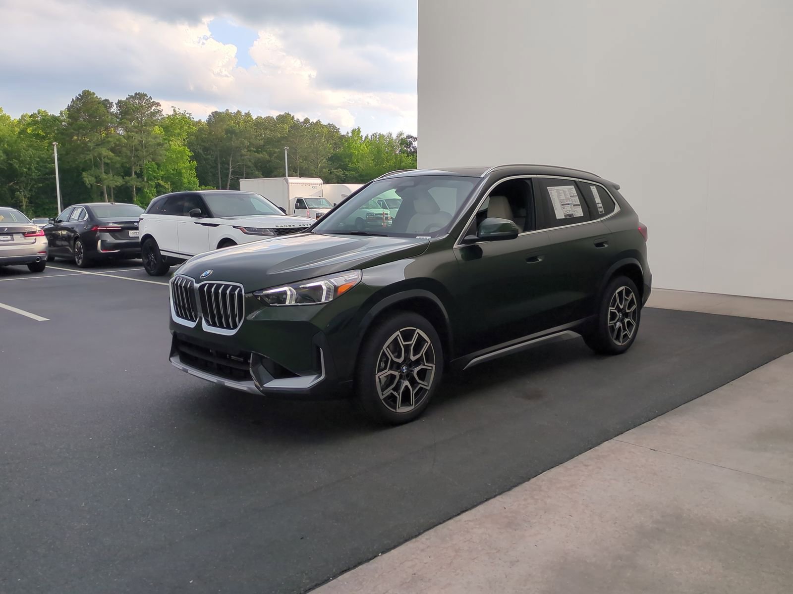 Certified 2025 BMW X1 xDrive28i w/ Convenience Package image 5