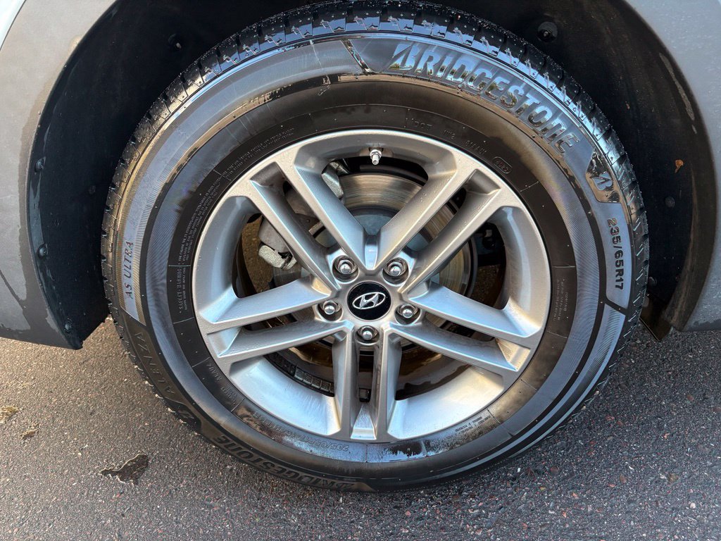 Used 2018 Hyundai Santa Fe Sport w/ 2.4L Tech Package 04 FWD image 6