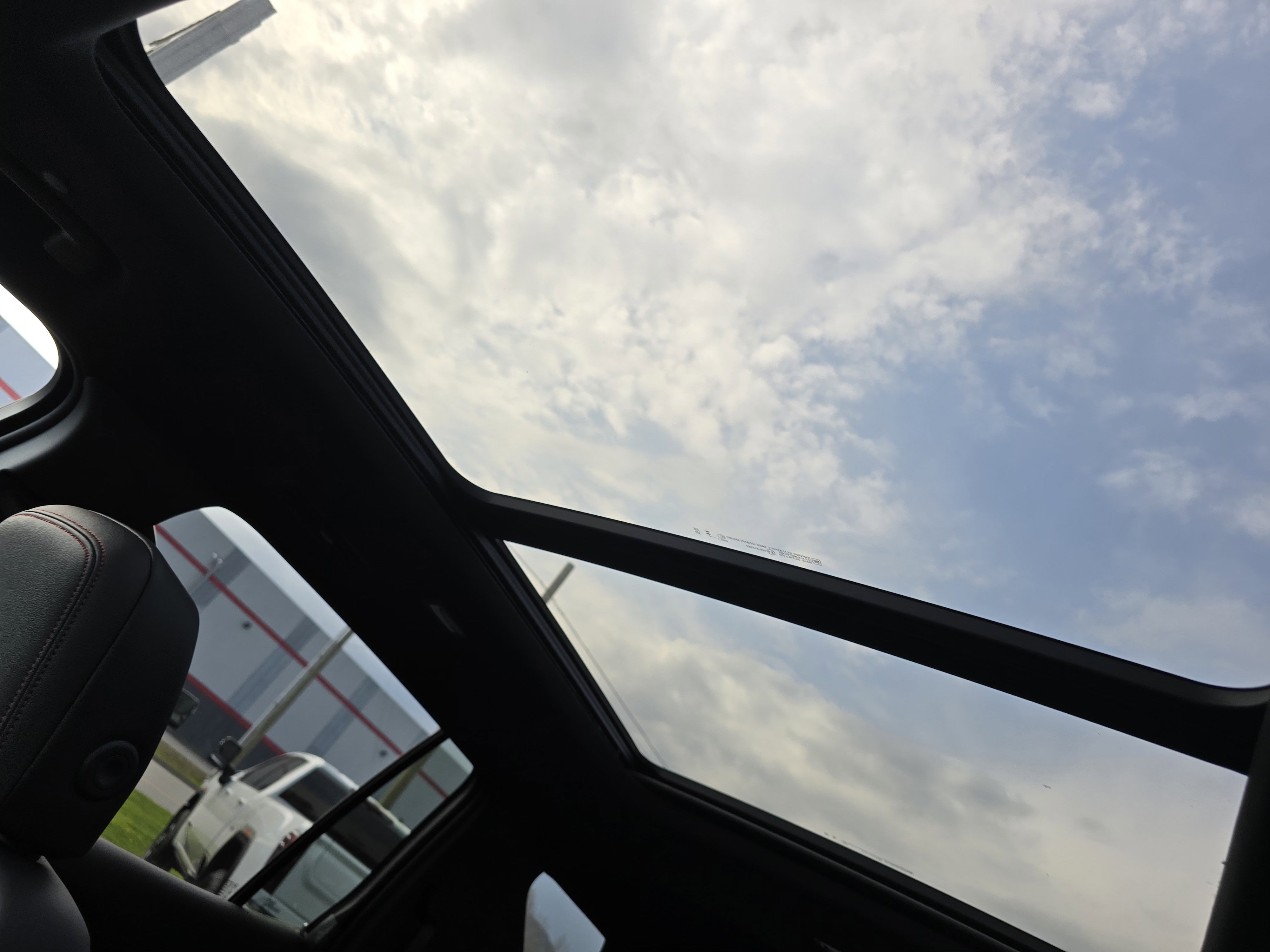 New 2026 Chevrolet Traverse RS AWD/4WD image 35