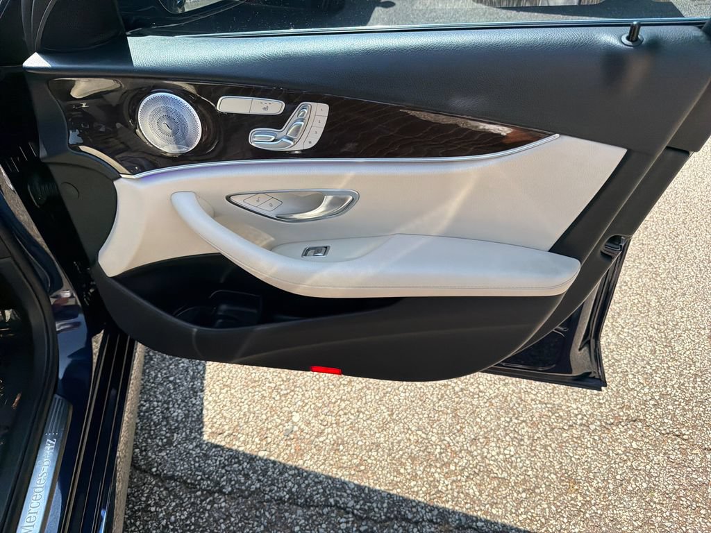 Used 2019 Mercedes-Benz E 450 4MATIC Sedan w/ Premium Package image 14