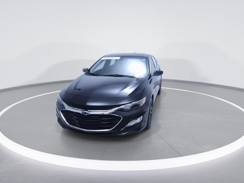 Used 2023 Chevrolet Malibu LT w/ Midnight Edition FWD image 3