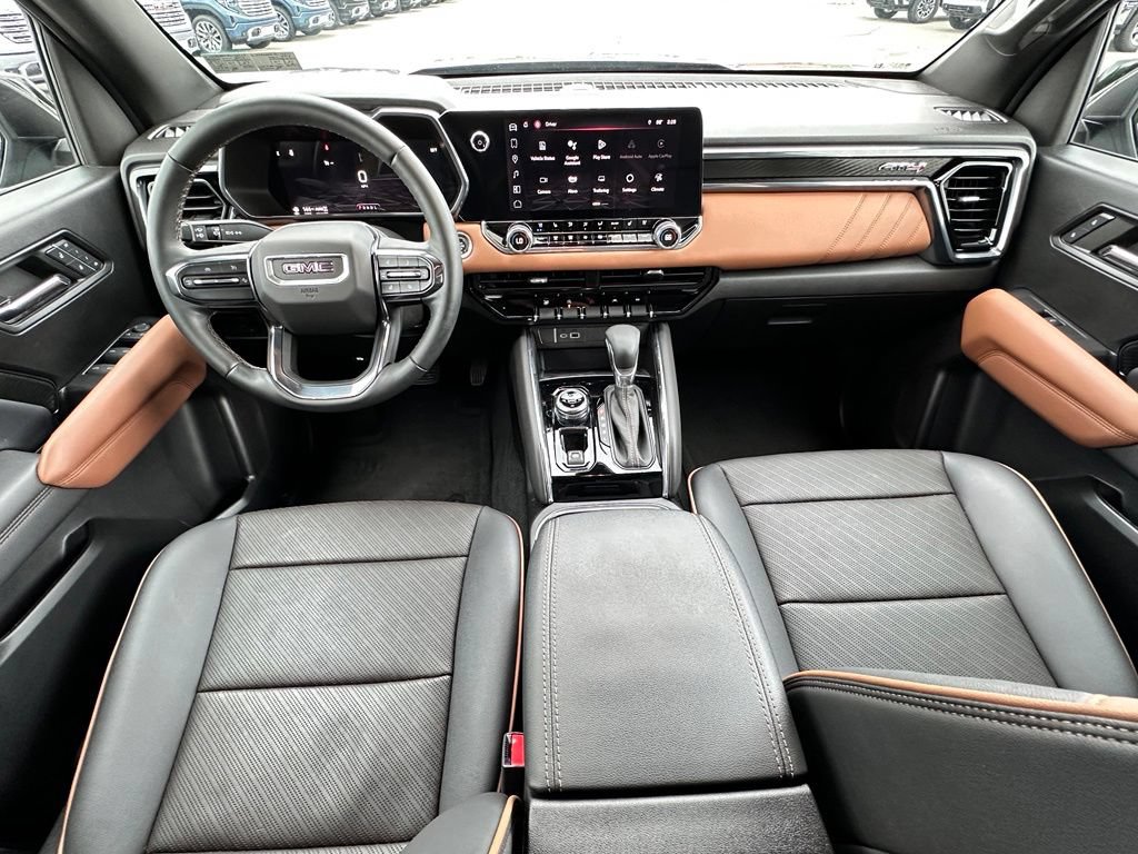 Used 2024 GMC Canyon AT4 w/ AT4 Premium Package AWD/4WD image 29