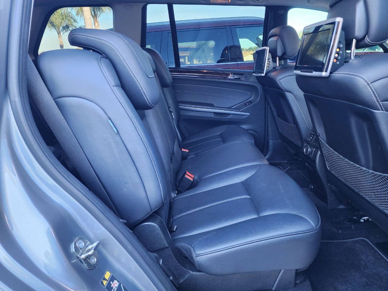Used 2012 Mercedes-Benz GL 450 4MATIC image 24