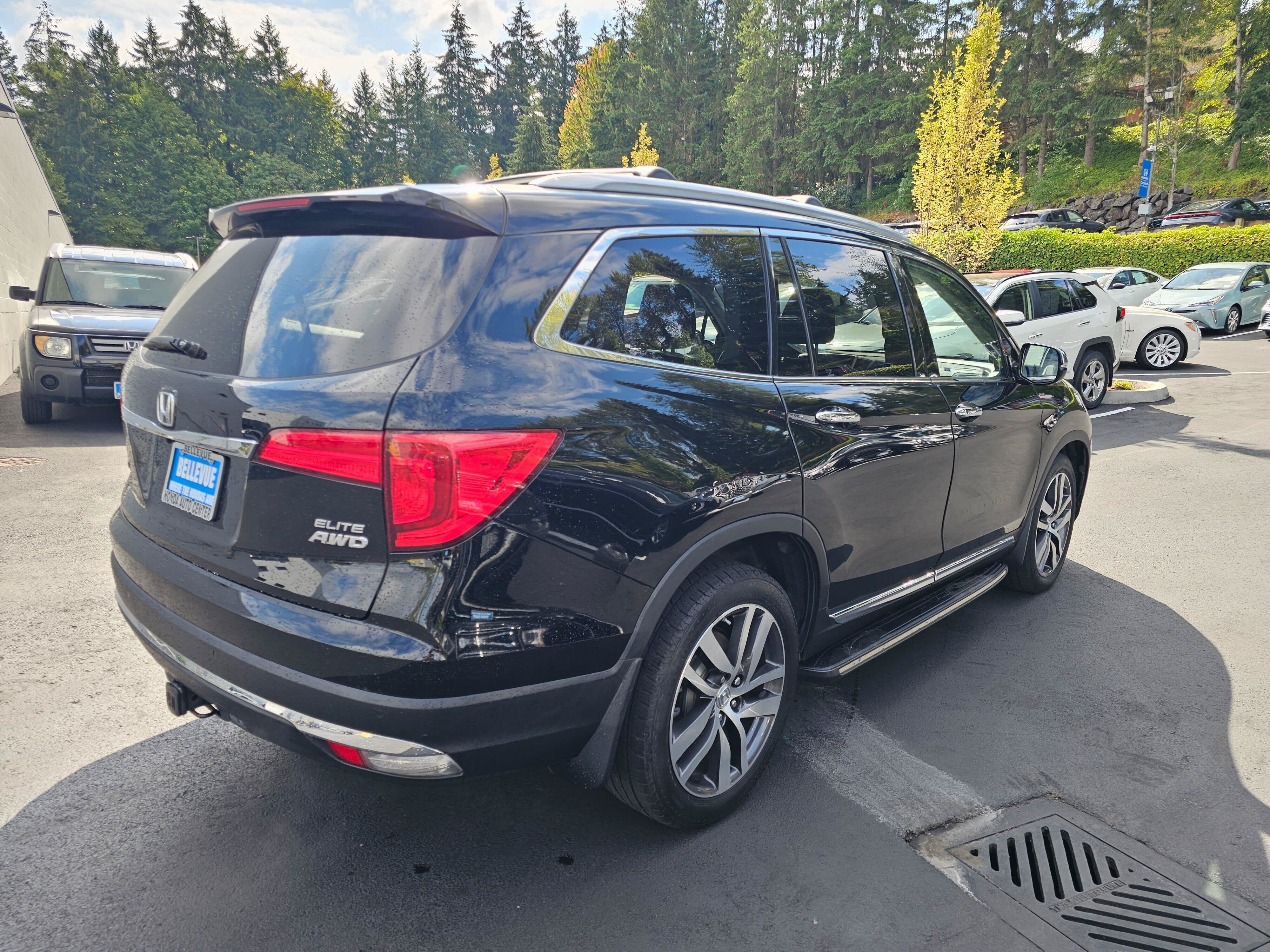 Used 2016 Honda Pilot Elite image 7