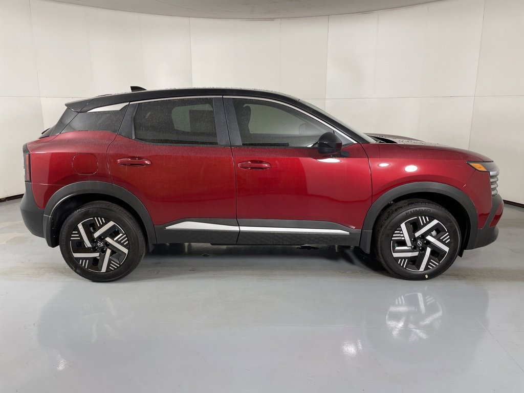 New 2025 Nissan Kicks SV image 9