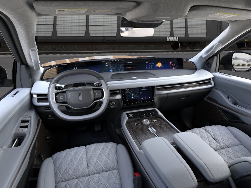 New 2026 Lincoln Navigator L Black Label w/ Black Label Special Edition AWD/4WD image 9